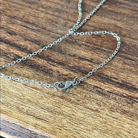 Charming Orange Carrot Necklace - Picture 4 of 5